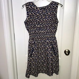 Feathers block dress scrunched waist w/pockets
